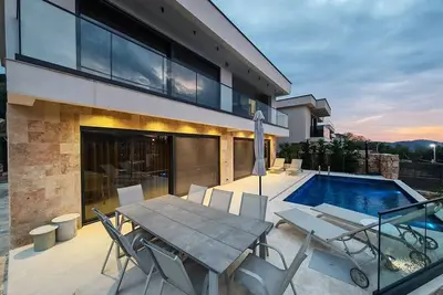 Villa Bartula - Luxury Villa Bar