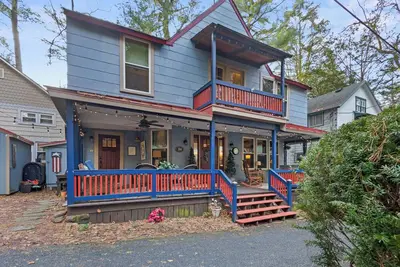 Image de Serene 3-bedroom cottage with open floor plan & Ac in charming Mount Gretna, Pa