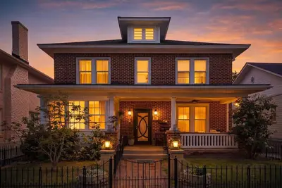 Image de Chic Raleigh Retreat | 4br Near Dining & Downtown