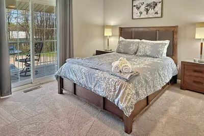 Image de Peaceful Retreat by Portage Lakes