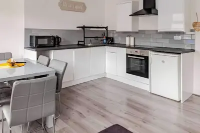 Image de The Central Suite-4 Bedroom Apartment with Bathroom & 1 Ensuite Bedroom