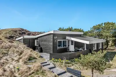 Image de \"Aiden\" - 650m from the sea by Interhome