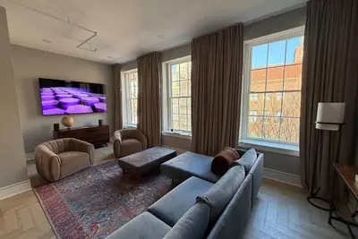 Image de Private Elevator to Downtown Condo