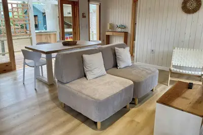 Image de Complete house for 5 people, with barbecue and covered deck.
