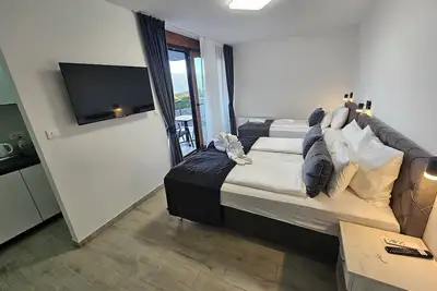 Image de 1bdr apartment, shared pool, kitchen, balcony, C12