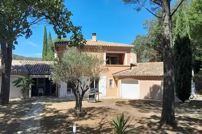 Image de Villa Oasoria : Piscine, jacuzzi et sauna