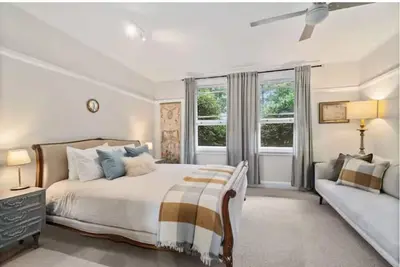Image de Centennial Cottage 1 - Boorool, Cosy, walk to Bowral, close to wedding venues