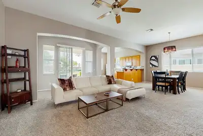 Image de The Wayne House: Golf Course Views, Pool Access, Casita, and Minutes to Coachella