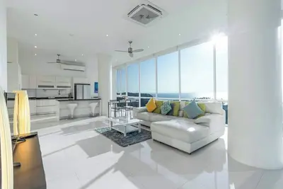 Stunning Sea-View Penthouse w/ Pool C80