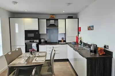 Image de 2 Bed Apartment Sleeps 4 - Seaviews - Free Parking