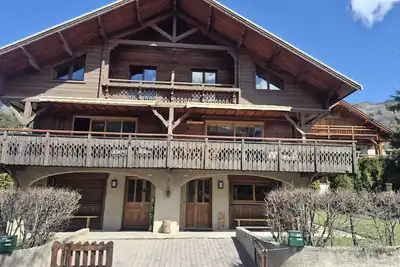 Image de Grand chalet plein sud au cœur de Serre-chevalier