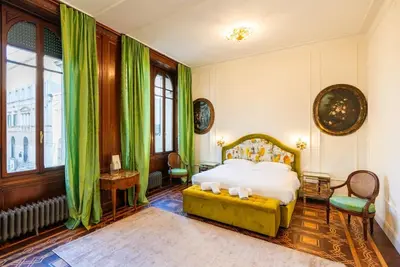 Noble and imperial residence Catullus