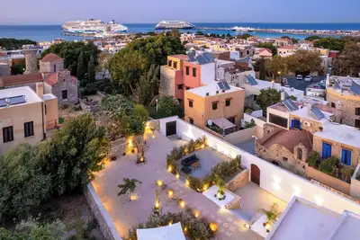Image de Aroha Apartment 1 in Rhodes Old Town