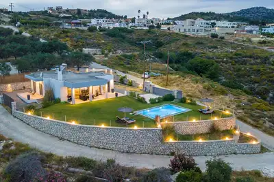 Image de High View Villa in Afantou