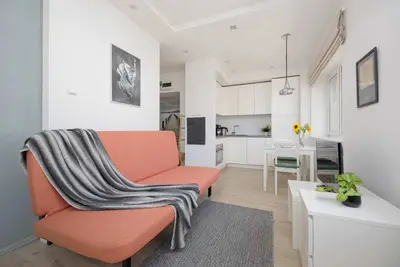 Image de Bright Apartment in Warsaw | Close to Metro and Capitol Theatre