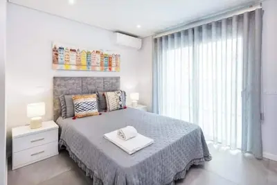 Image de Praia Apartment Building 1c