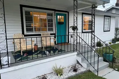 Image de Cute BoHo 3 Bedroom Avondale Cottage