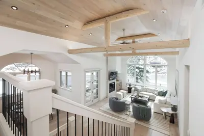 Image de New Listing! Arrowhead | 3 Master Suites | Shuttle | Pool & Hot Tub Access