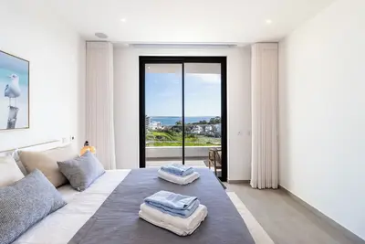 Image de Dona Ana Beach Residence (2-3a, Sr)\n2 Bedroom Apartment in Praia Dona Ana, Lagos