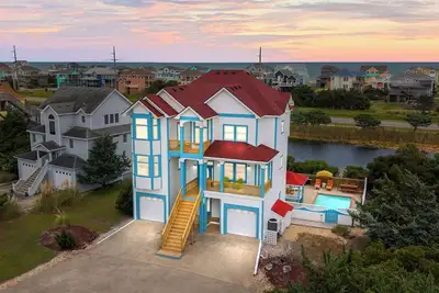 Image de Lakefront, Private Heated Pool, Hot Tub, Dogs Ok