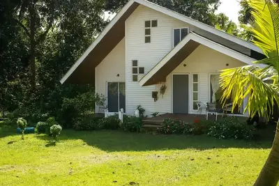 Image de Peaceful private house in nature, steps from the heart of Hanga Roa
