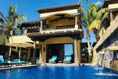 Image de Spacious 4-bedroom villa with Ac in delightful Cabo San Lucas