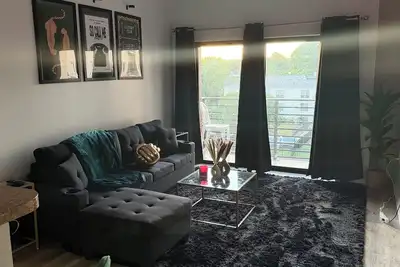 Image de Modern Luxe Stay Near Uptown Free Parking 2br