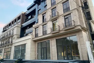 Image de Modern & Stylish Kutaisi Apartment  City Center • Shops, Cafés & More