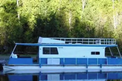 Image de The Turtle Houseboat at at Timber Bay