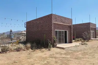 Image de Cozy 1-bedroom cabin in pleasant Tierra Santa with Ac