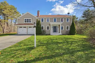 Image de Cape Cod Home with Space for Everyone