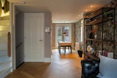 Image de Modern Luxury Suite Steps from Vondelpark & Museum District | Historic Charm