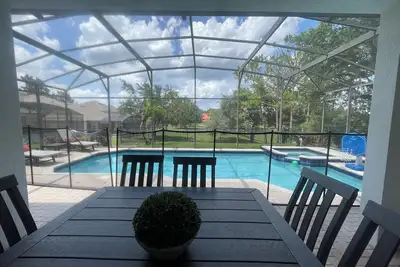 Image de No Rear Neighbors 4 Bed / 4 Bath Pool & Spa in Windsor Hills with Games Room
