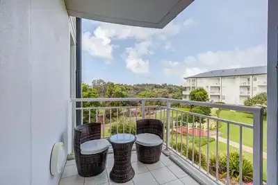 Image de The Pool Resort Kingscliff - Two Bedroom (4220/4221) with garden view - Holiday Management Co.