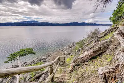 Image de Private Beach & Hot Tub: Eastsound Waterfront Gem