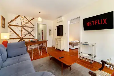 Image de Prime Location Apt w/ Authentic Lisbon Charm