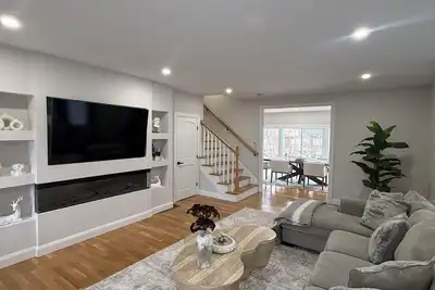 Image de Modern home 3br Near Boston Gillette Stadium  Perfect for World Cup Stays