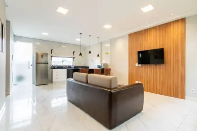 Image de Modern & Comfortable 2-Bedroom Apartment with Suite, Ac, and Bbq - Near Caruaru Shopping