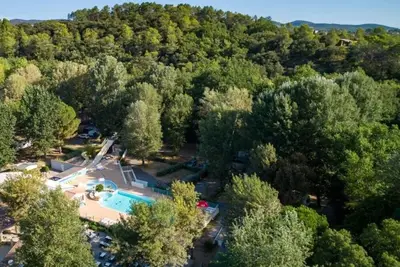 Image de Camping 4 étoiles - Parc aquatique - ccbfhi0