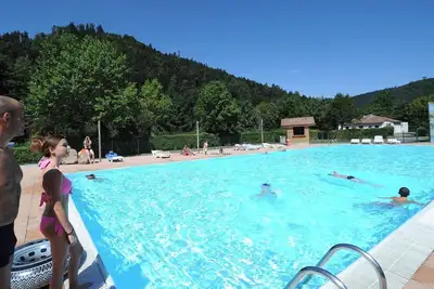 Image de Cabane 4 étoiles - Piscine  - ccbg0ab