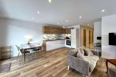 Image de 2ème étage, terrasse, télévision, 75m², Serre Chevalier