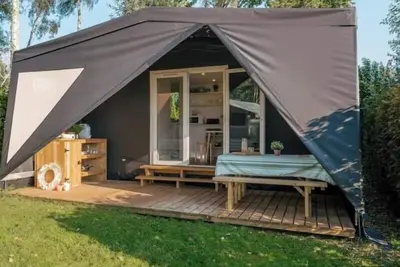 Image de Camping 4 étoiles - Parc aquatique - ccbg0b0