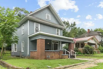 Image de Highland Cottage | Group Stay/Patio/Backyard+Grill