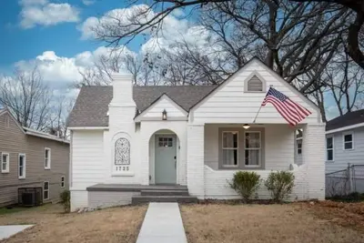 Image de Heritage on 28th- King Bed/Near Downtown/Patio