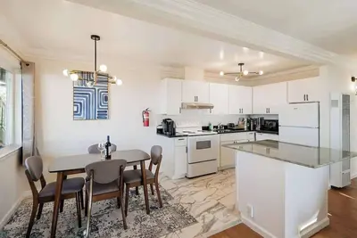 Image de Scenic 2br Mountain Retreat w/ Private Deck in Pacifica • Near Sf & Coast