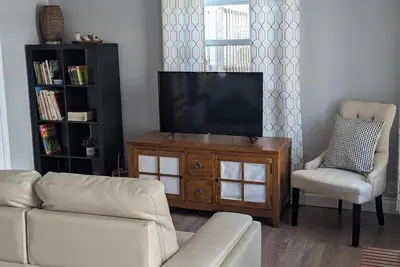 Image de Au cœur du vieux Lévis! Près du traversier qui vous mènera dans le vieux Québec!
