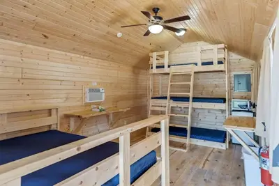 Image de 2 Units | Outdoor Adventure Cabin | Lake Swimming, Fishing & Obstacle Course