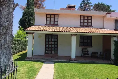 Image de Family house with pool in a magical town relax and enjoy nearby vineyards.