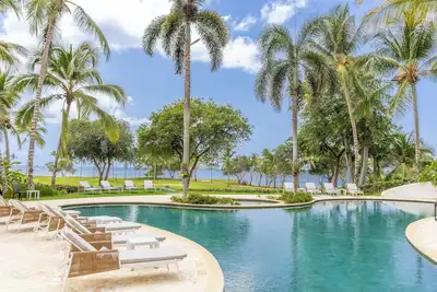 Image de Casa Delmar: Private Beachfront Estate with Chef, 2 Butlers, Staff & Ocean Views