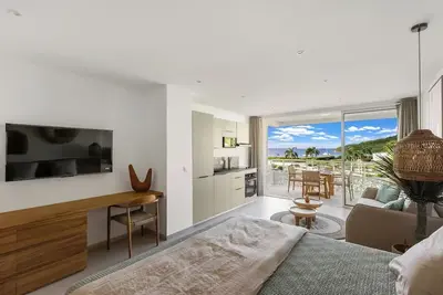 Image de Bright & Serene Suite in Anse Marcel w/ Living Area, Moments from the Coastline